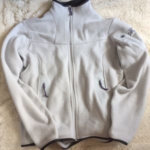 Arc’teryx Covert Cardigan Full Zip in Light Gray
